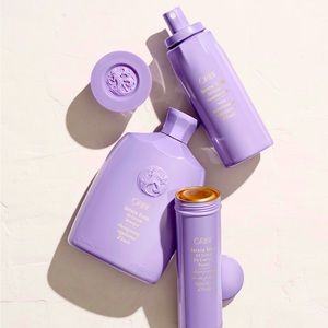 ORIBE Serene Scalp Oil Control Gift Set (shampoo, mist and dry shampoo powder).